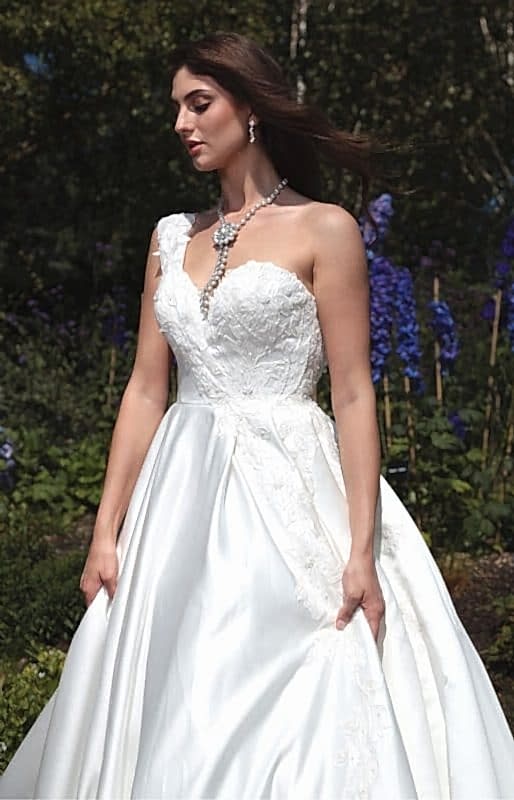 WeddingDresses, wedding.dresses uk, wedding dress, birmingham, bridal, brides shoes, brides dress, bridal shops birmingham, wedding dresss birmingham, Holy Communion Dress, Flower Girl Dress