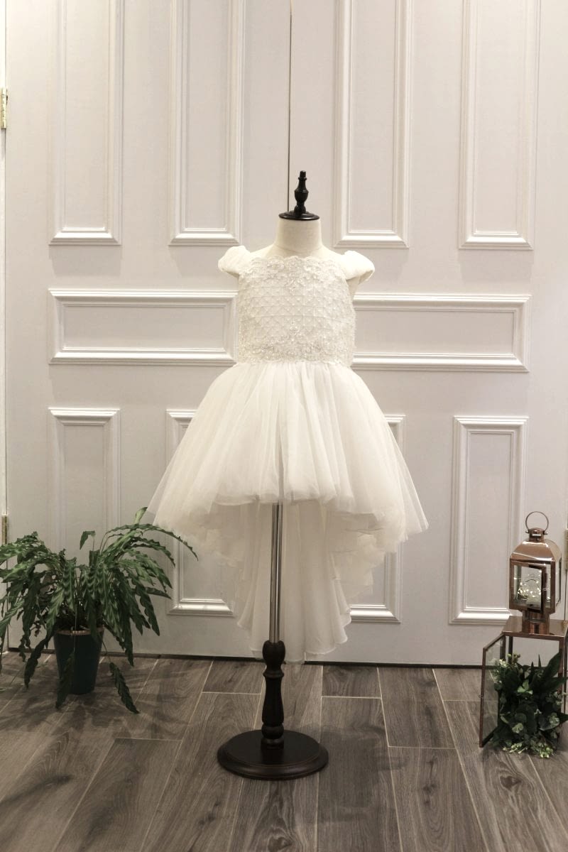 WeddingDresses, wedding.dresses uk, wedding dress, birmingham, bridal, brides shoes, brides dress, bridal shops birmingham, wedding dresss birmingham, Birmingham City Centre, wedding dress manufacturer