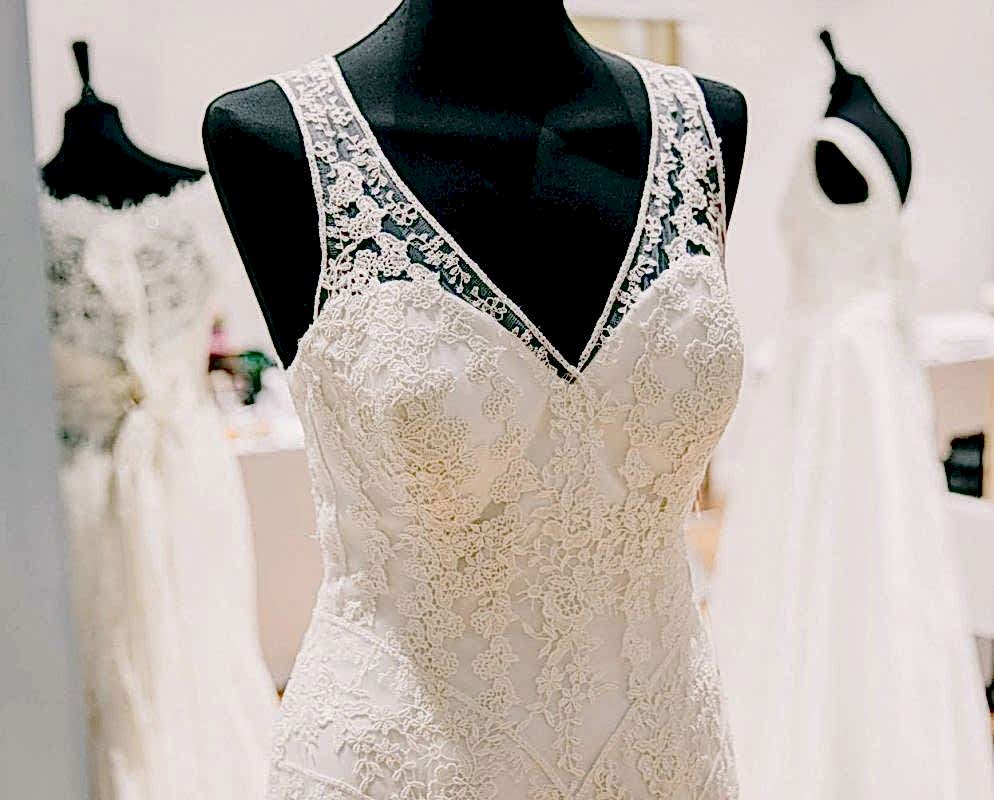 WeddingDresses, wedding.dresses uk, wedding dress, birmingham, bridal, brides shoes, brides dress, bridal shops birmingham, wedding dresss birmingham